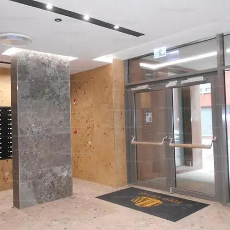 Koris Pool * Budapešť